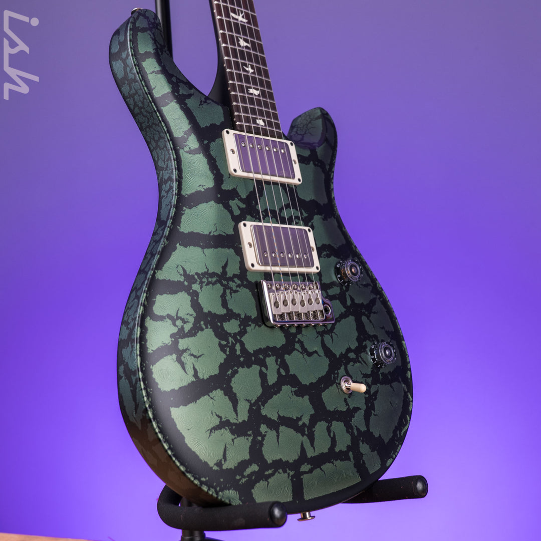 PRS CE 24 Black Matcha Green Crackle Sprayer&