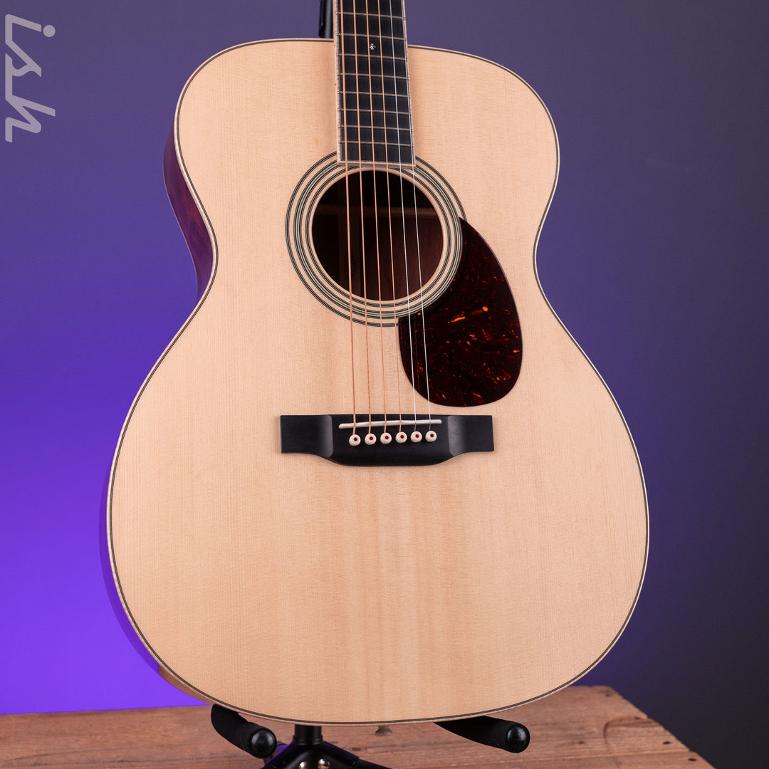 2022 Martin Custom Shop OM-28 Acoustic Guitar Quilted Bubinga Natural