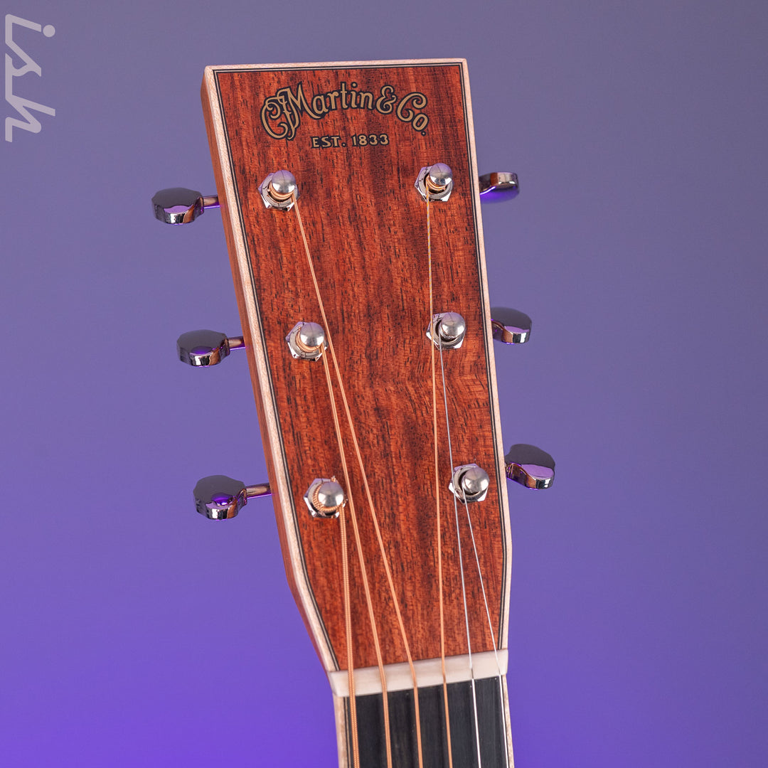 2022 Martin Custom Shop OM-28 Acoustic Guitar Quilted Bubinga Natural