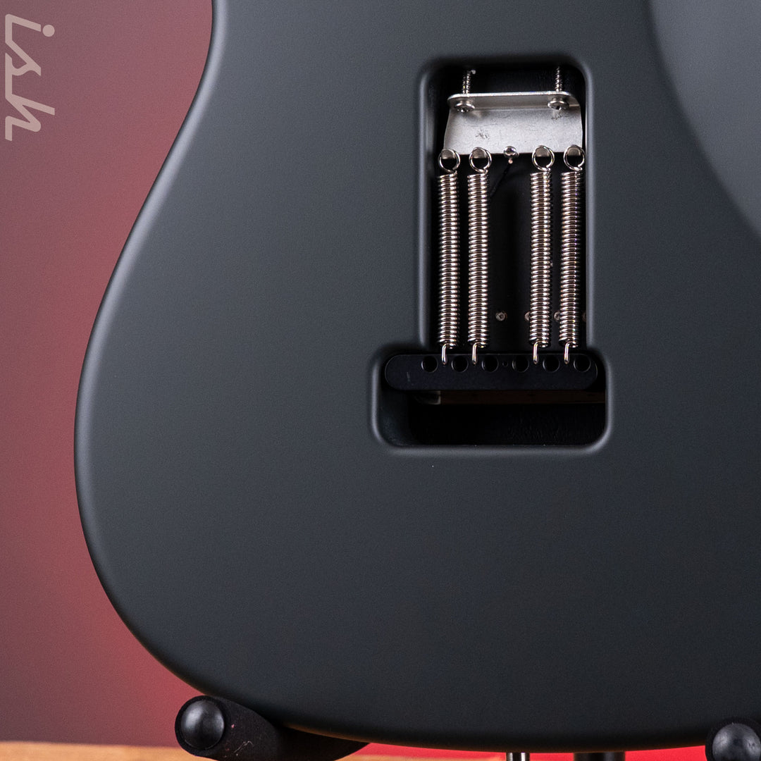 PRS Silver Sky Satin Faded Black Tee