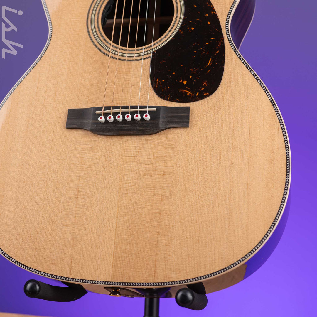 2024 Martin 000-28E Modern Deluxe Acoustic Guitar Natural