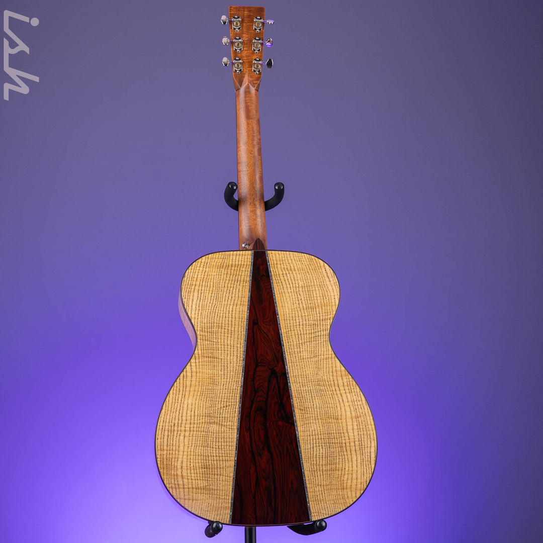 Martin Custom Shop OM-28 Style European Spruce w/ Curly Ash Back &amp; Sides