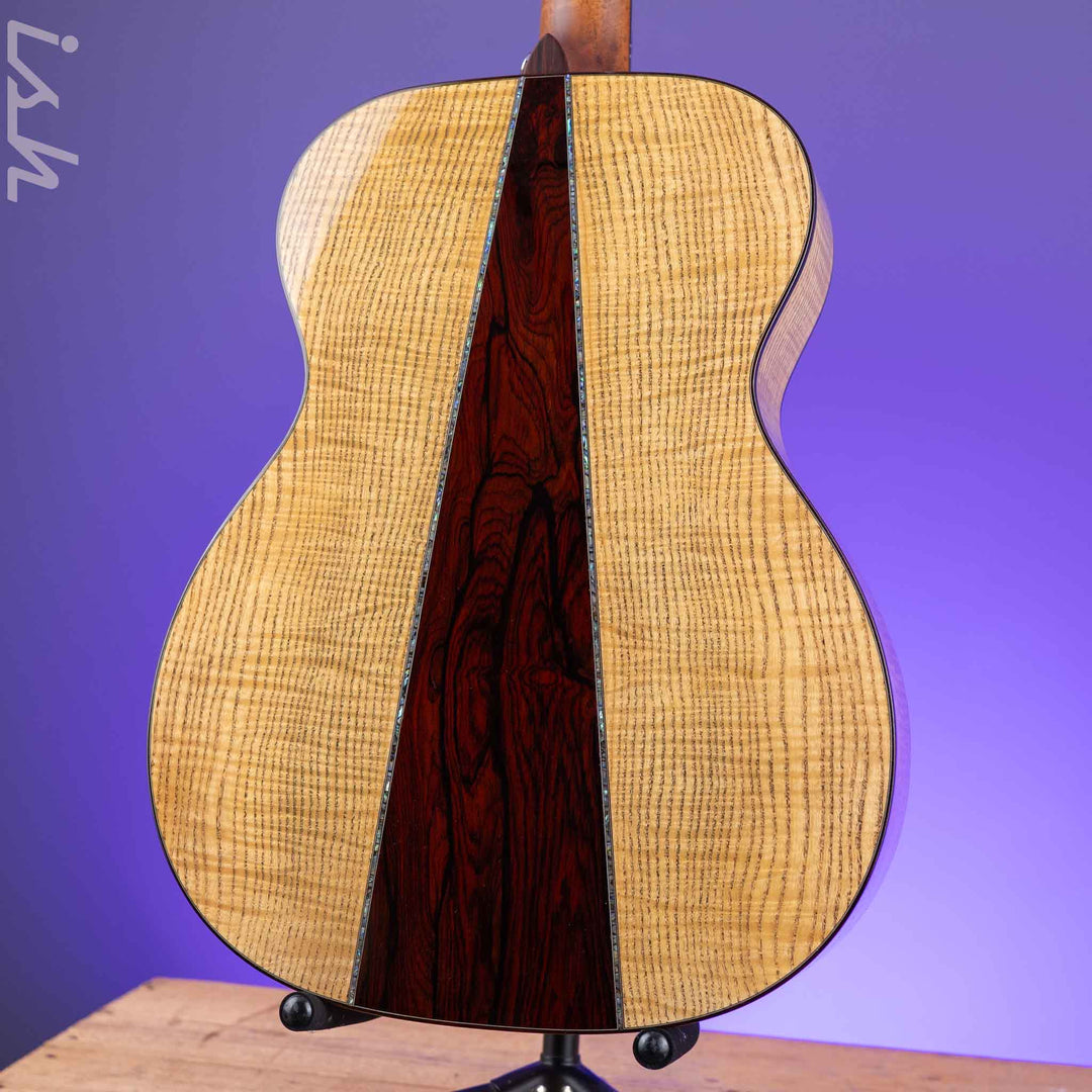Martin Custom Shop OM-28 Style European Spruce w/ Curly Ash Back &amp; Sides