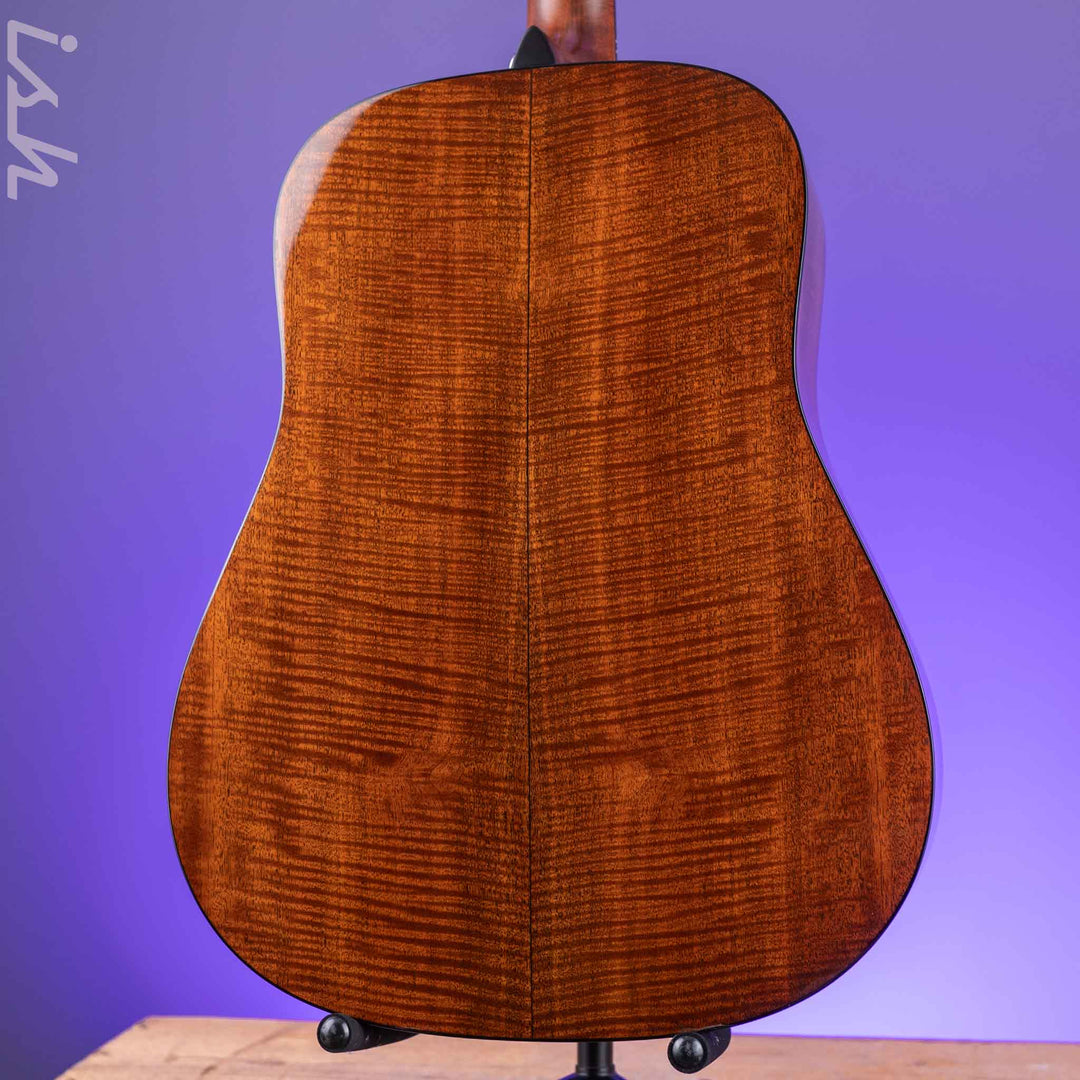 Martin Custom Shop D-18 Style Dreadnought Flamed Mahogany