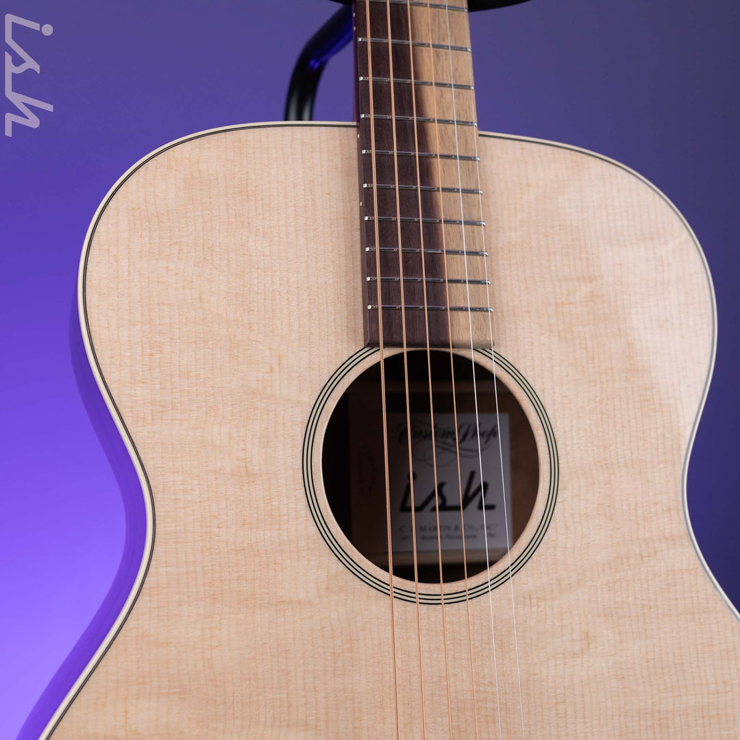 Martin Custom Shop OM-28 Style Sitka Spruce Top Katalox Back/Sides
