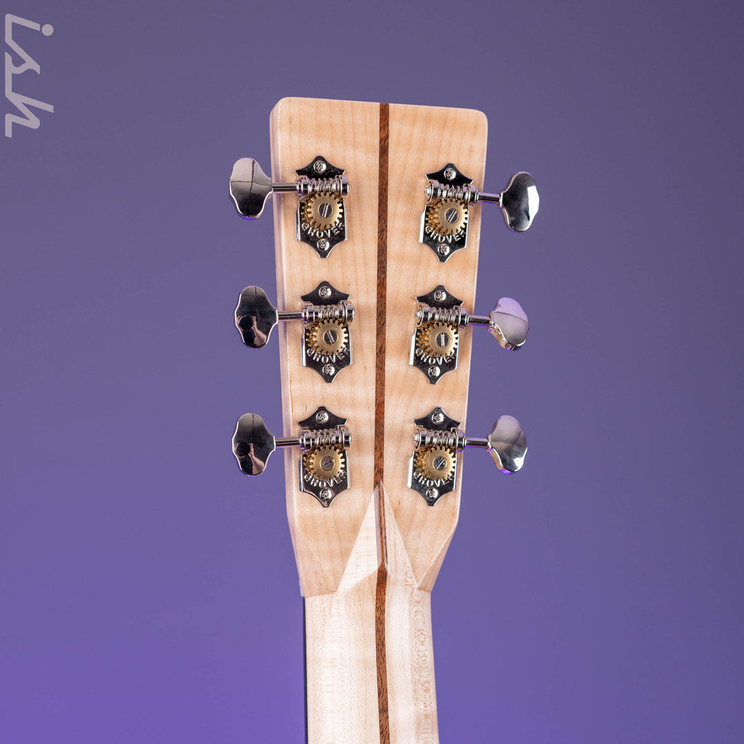 Martin Custom Shop GP-28 Style Grand Performance Bearclaw Sitka Spruce