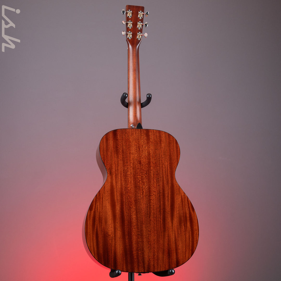 Martin 000E Retro Plus Mahogany Acoustic-Electric Guitar