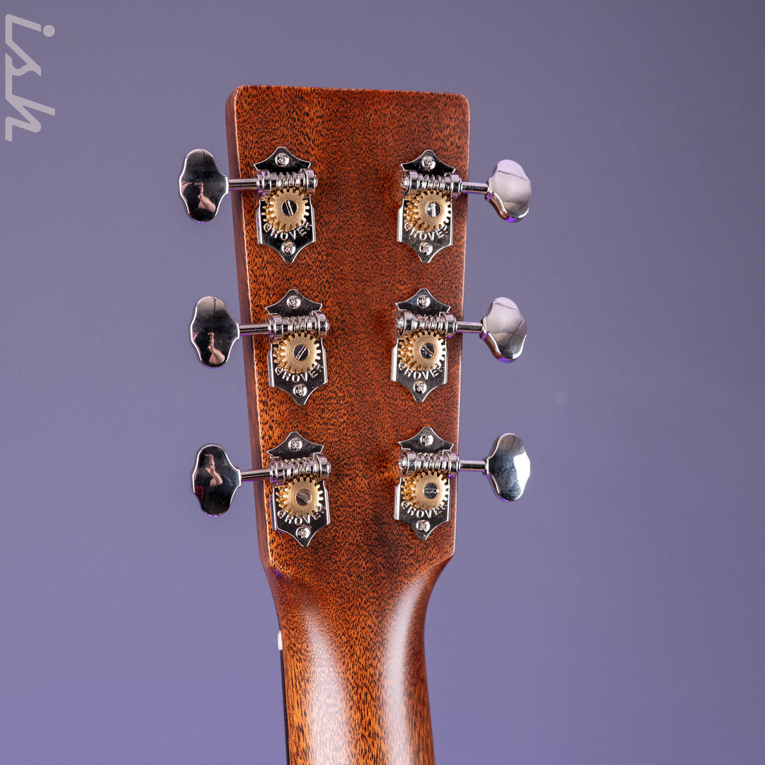 Martin Super D-18 Acoustic Guitar *New Model*