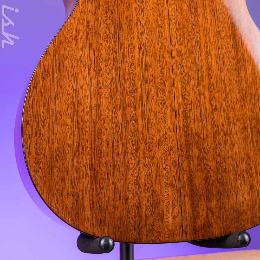 Martin Custom Shop 000-18 Limited Edition Adirondack Spruce Goden Era Bracing
