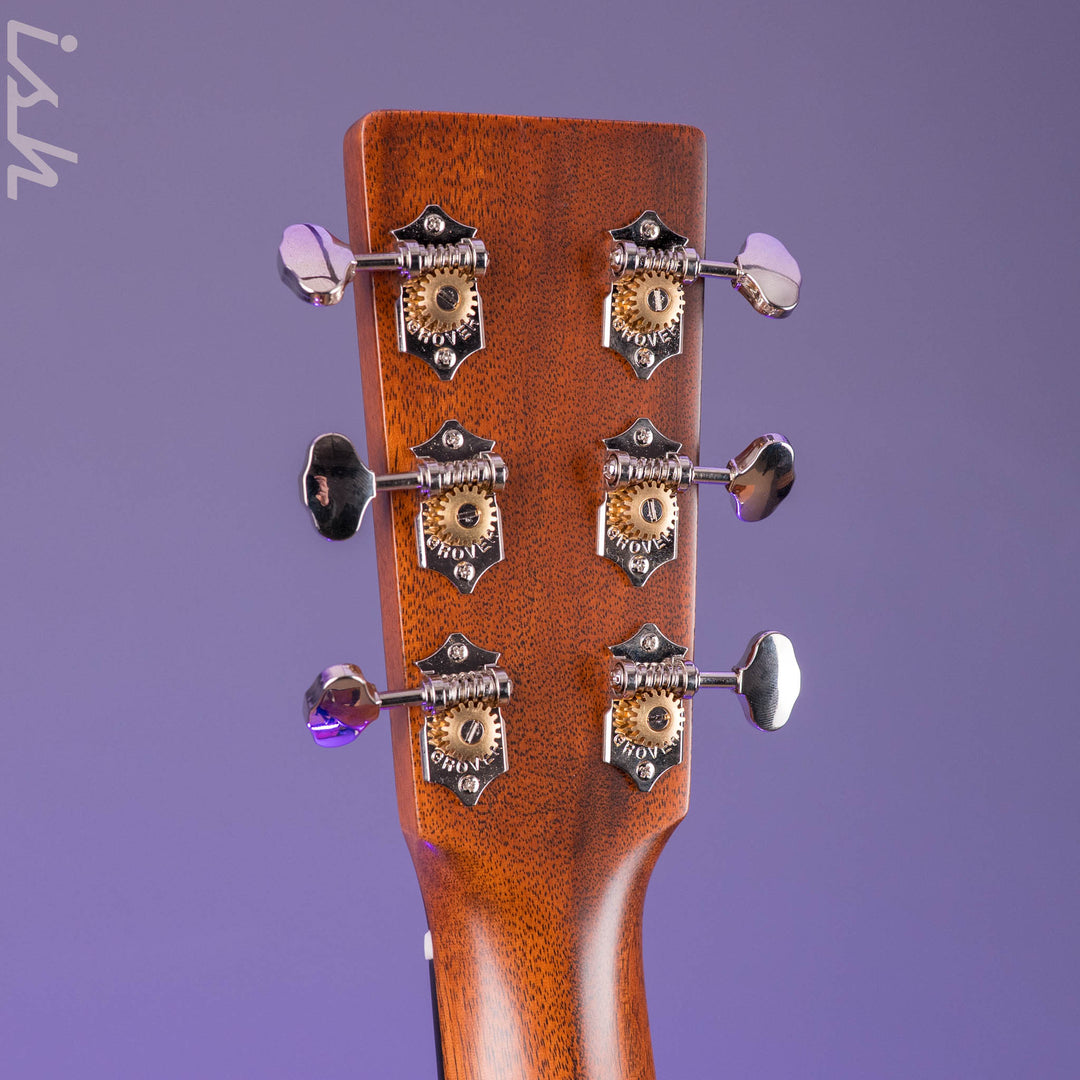Martin Custom Shop 000-18 Limited Edition Adirondack Spruce Goden Era Bracing
