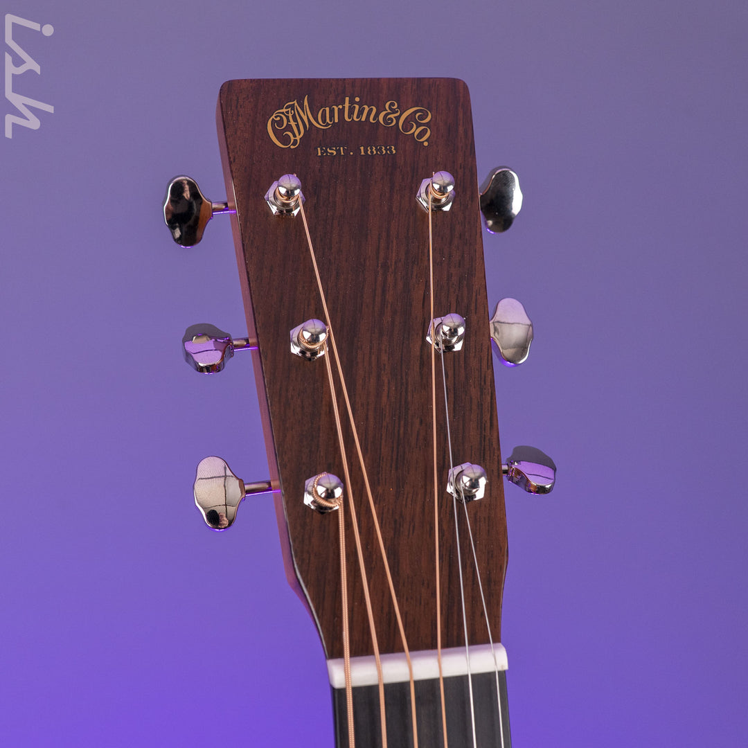 Martin Custom Shop 000-18 Limited Edition Adirondack Spruce Goden Era Bracing