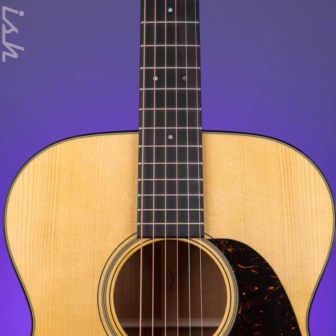 Martin Custom Shop 000-18 Limited Edition Adirondack Spruce Goden Era Bracing