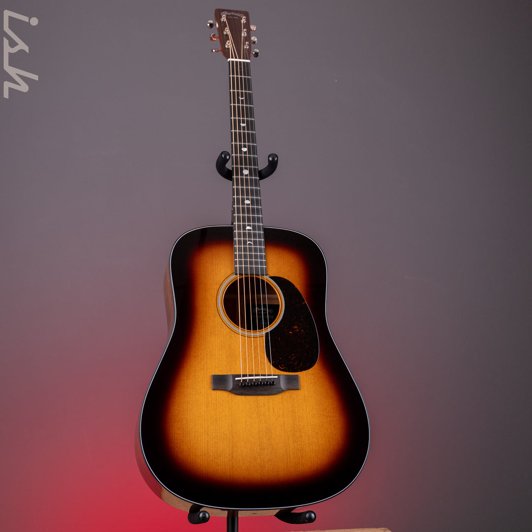 Martin D-18 Molly Tuttle Acoustic Guitar Vintage Sunburst