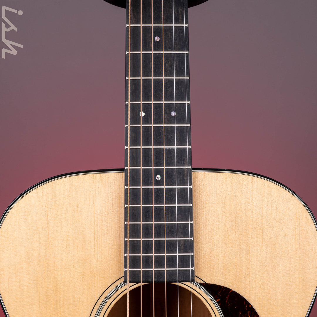 Martin 00-18 2025 Standard Series Acoustic Guitar