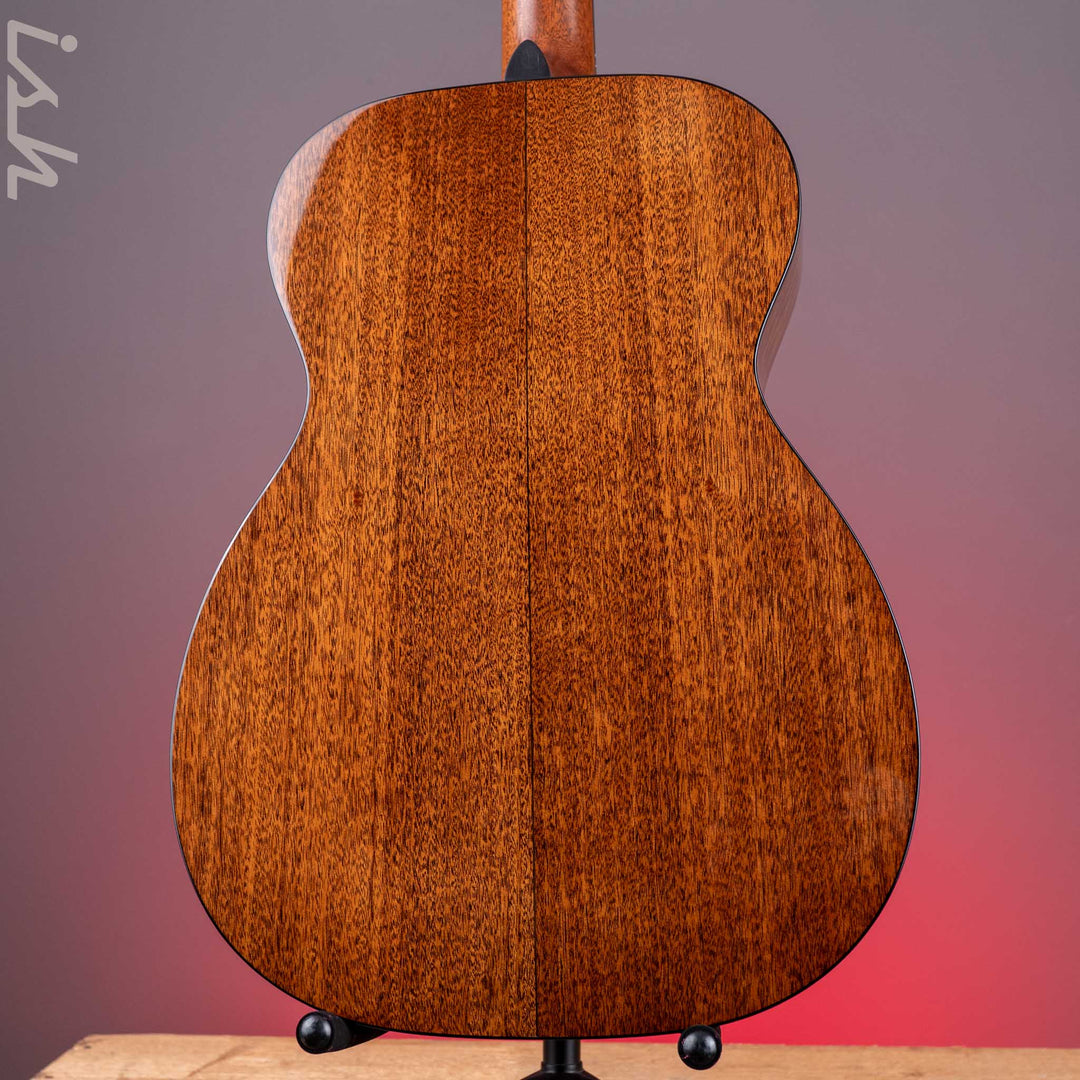 Martin 00-18 2025 Standard Series Acoustic Guitar