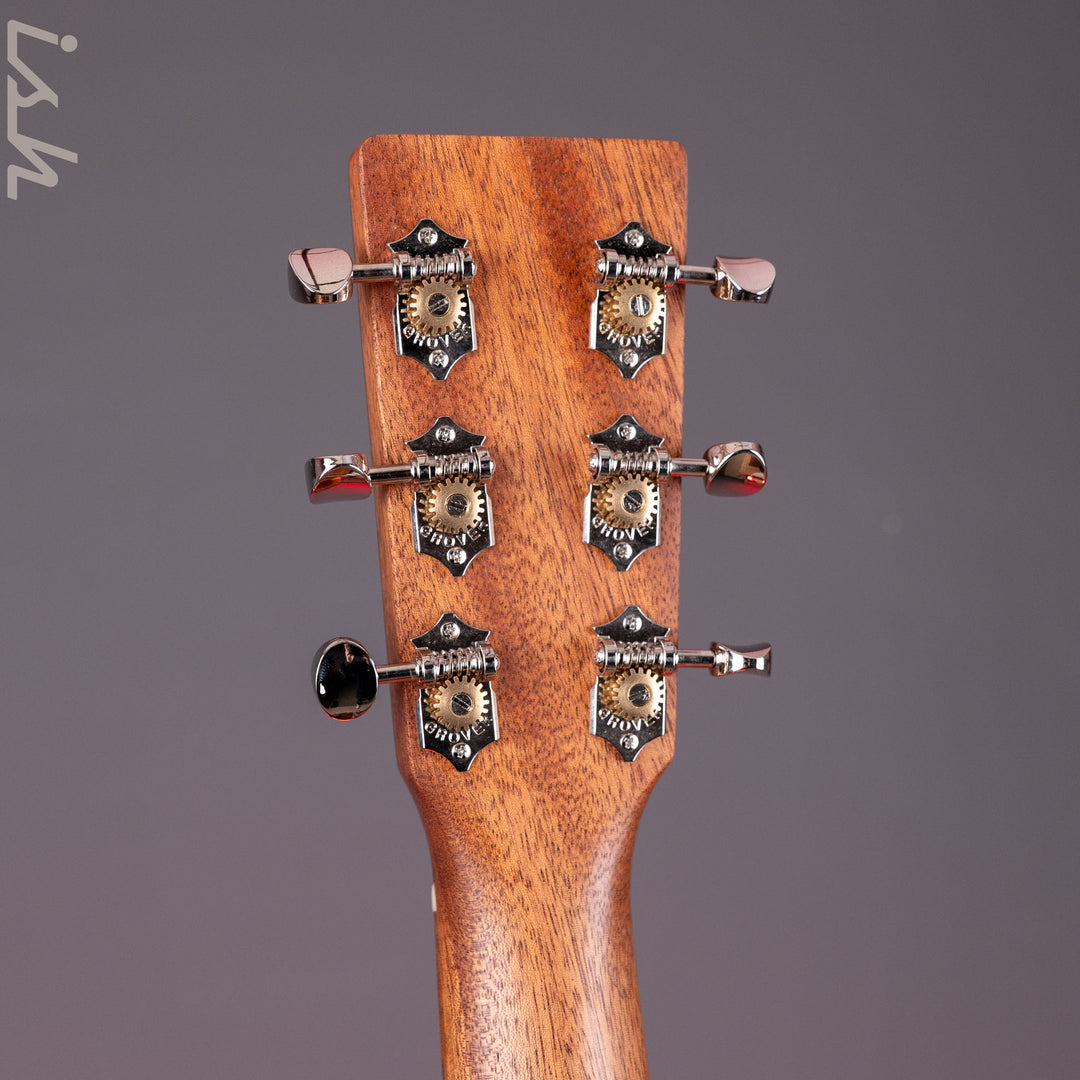 Martin Road Series DX-2E Molly Tuttle Acoustic-Electric Guitar