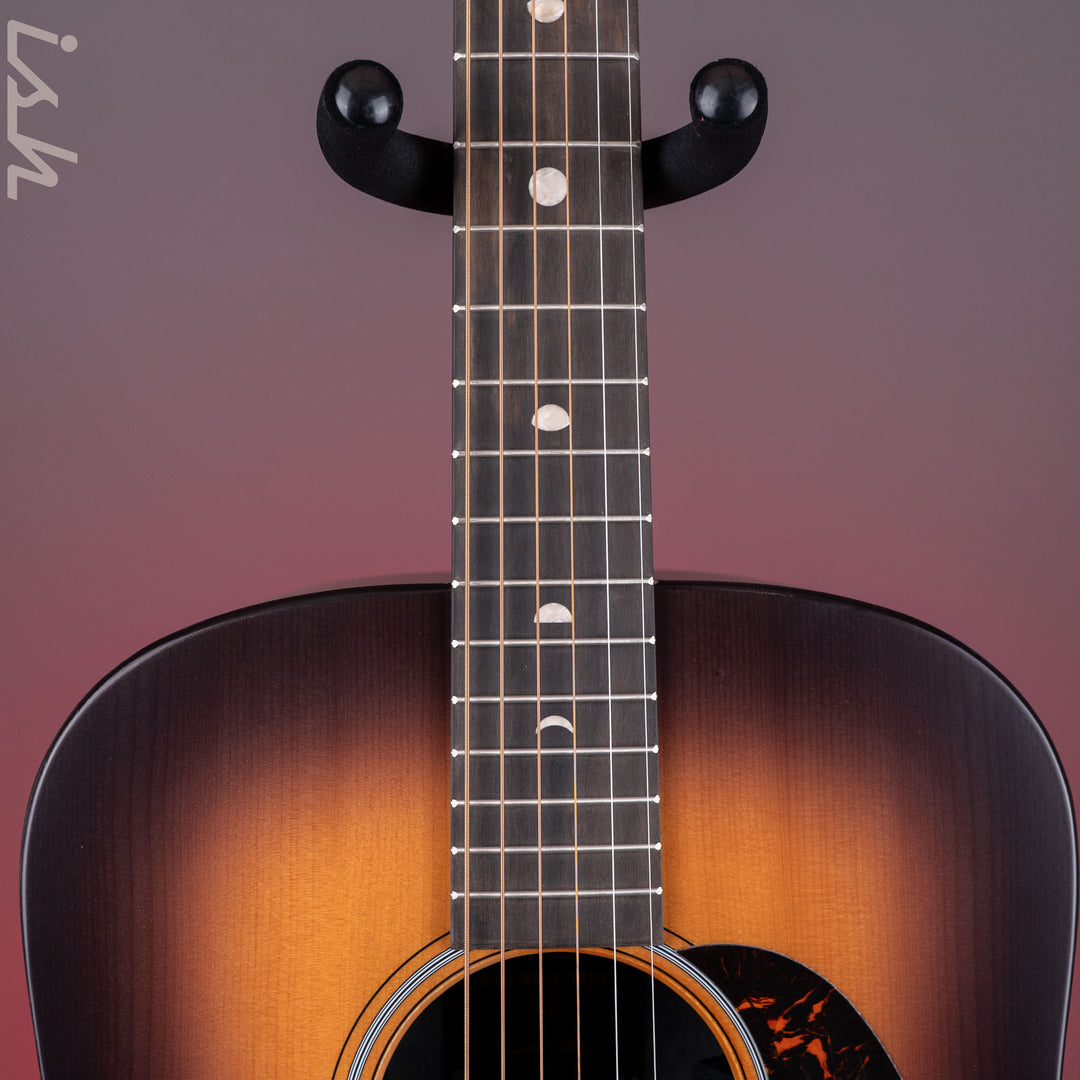 Martin Road Series DX-2E Molly Tuttle Acoustic-Electric Guitar
