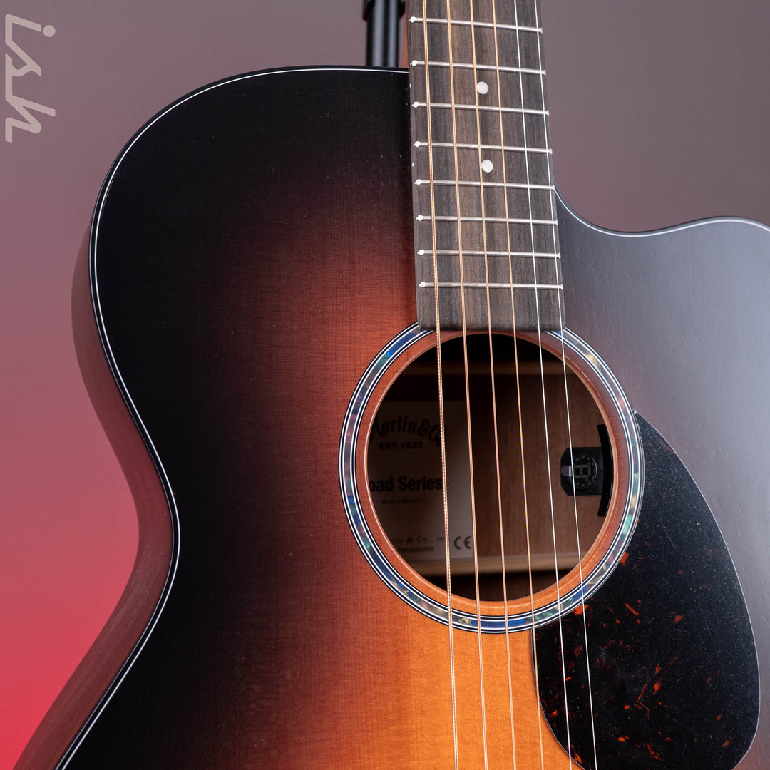 Martin Road Series OMC-10E Modern Acoustic-Electric Guitar 1935 Sunburst *New Model*