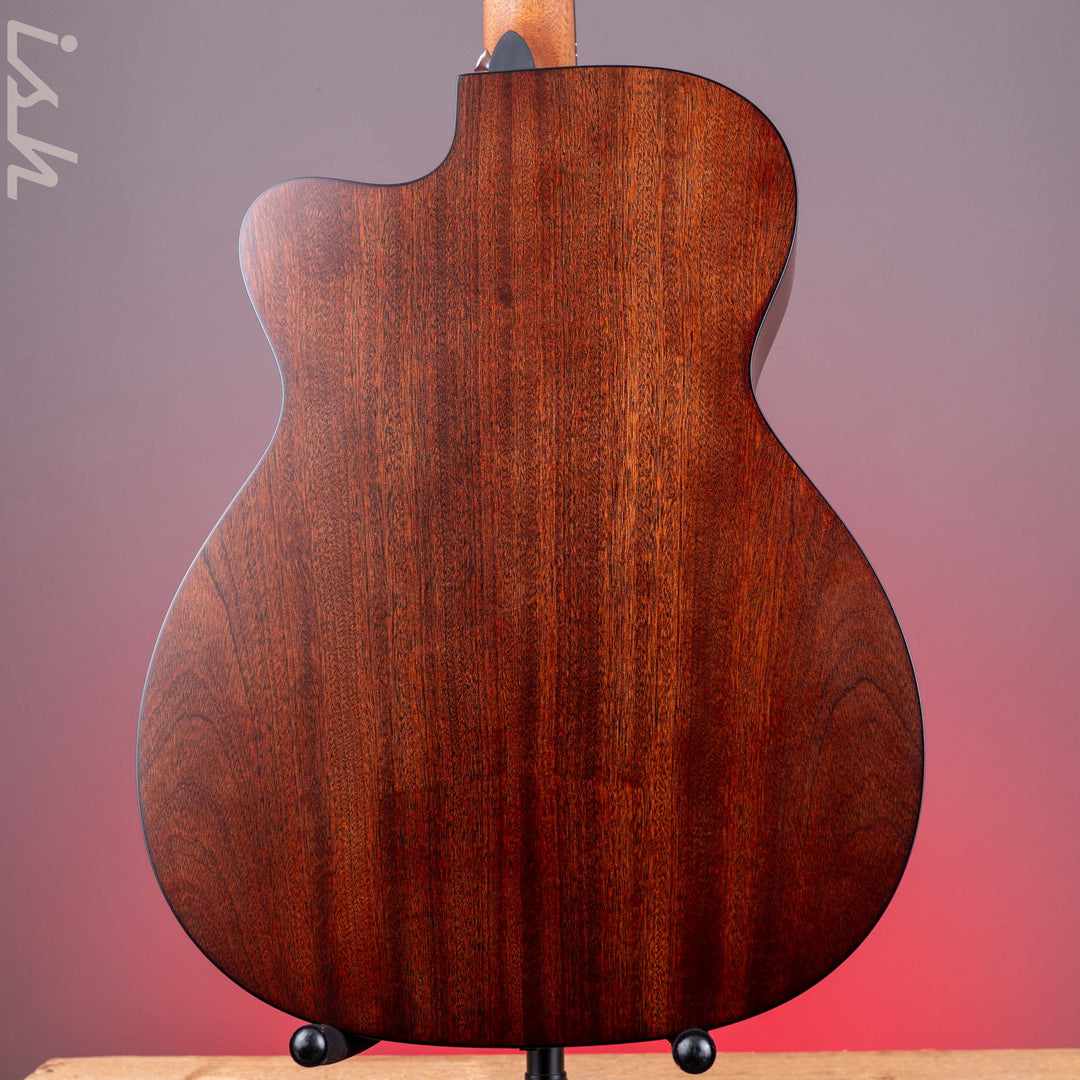 Martin Road Series OMC-10E Modern Acoustic-Electric Guitar 1935 Sunburst *New Model*
