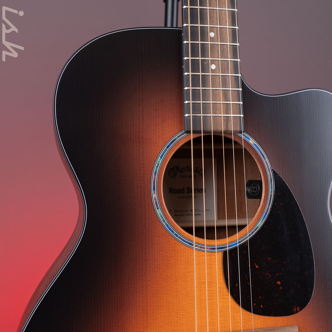 Martin Road Series OMC-10E Modern Acoustic-Electric Guitar 1935 Sunburst *New Model*