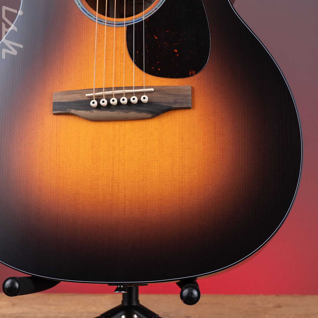 Martin Road Series OMC-10E Modern Acoustic-Electric Guitar 1935 Sunburst *New Model*