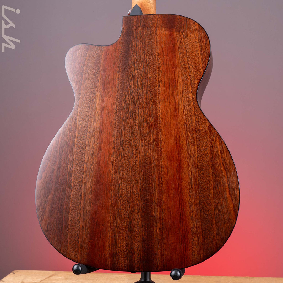 Martin Road Series OMC-10E Modern Acoustic-Electric Guitar 1935 Sunburst *New Model*