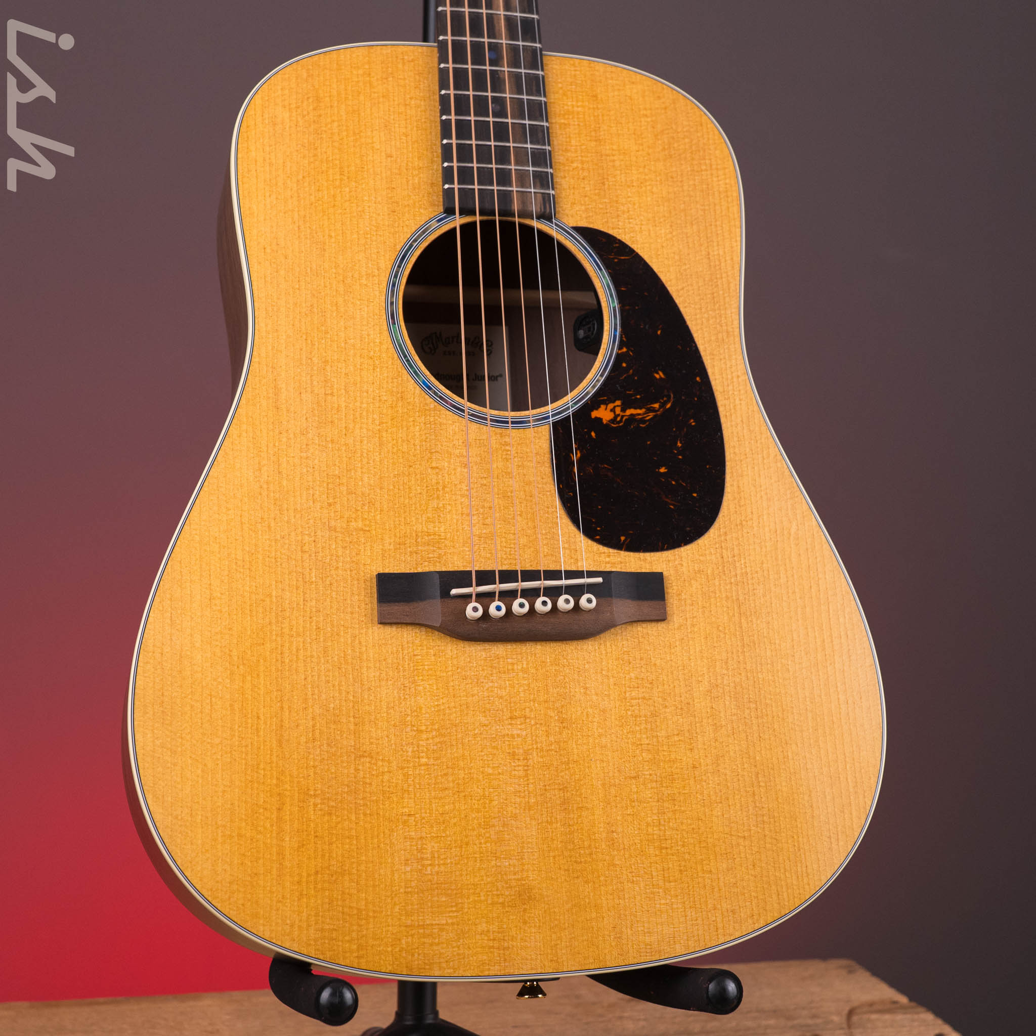 Martin D-Jr E Walnut *New Release* – Ish Guitars