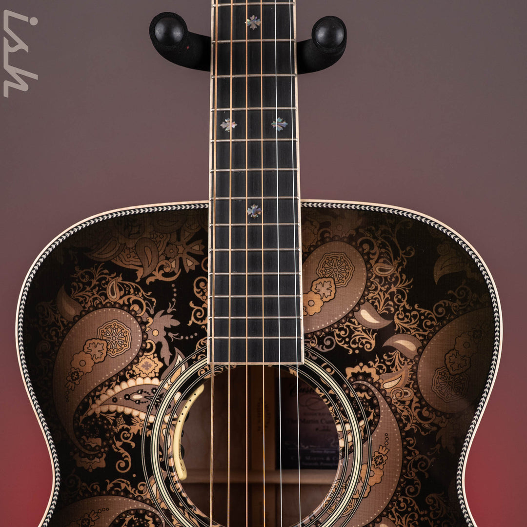 Martin Custom Shop Paisley Ember Burst