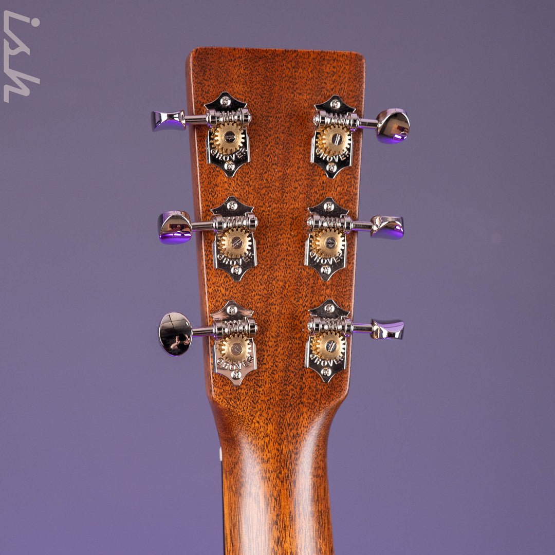 Martin 00-18 Joe Bonamassa Acoustic Guitar
