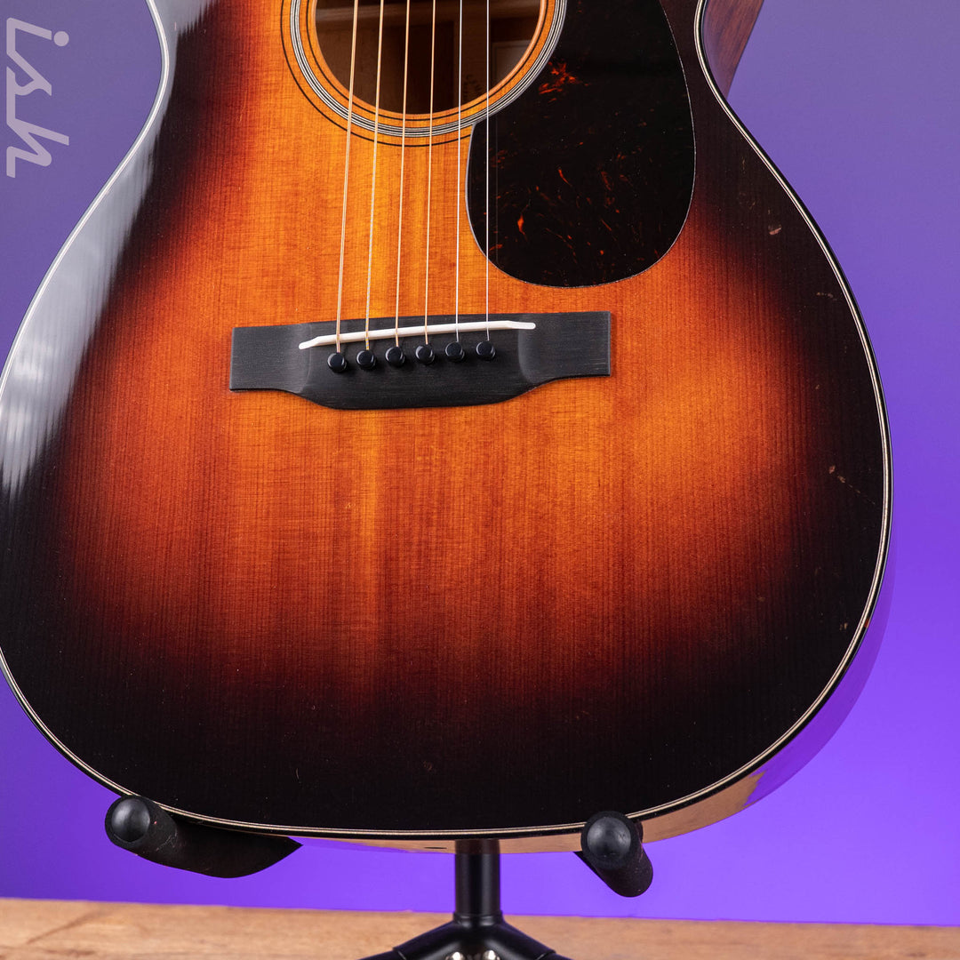 Martin 00-18 Joe Bonamassa Acoustic Guitar