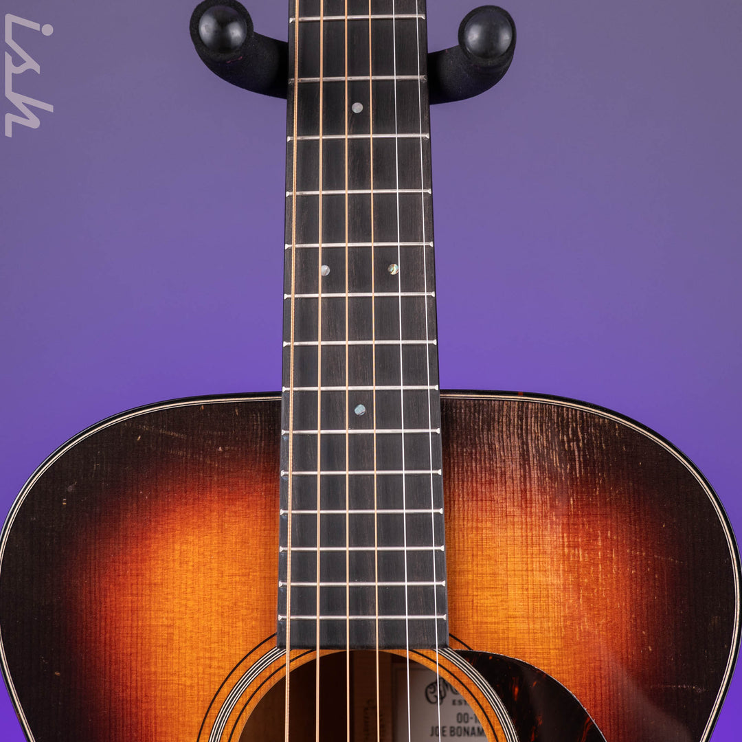 Martin 00-18 Joe Bonamassa Acoustic Guitar