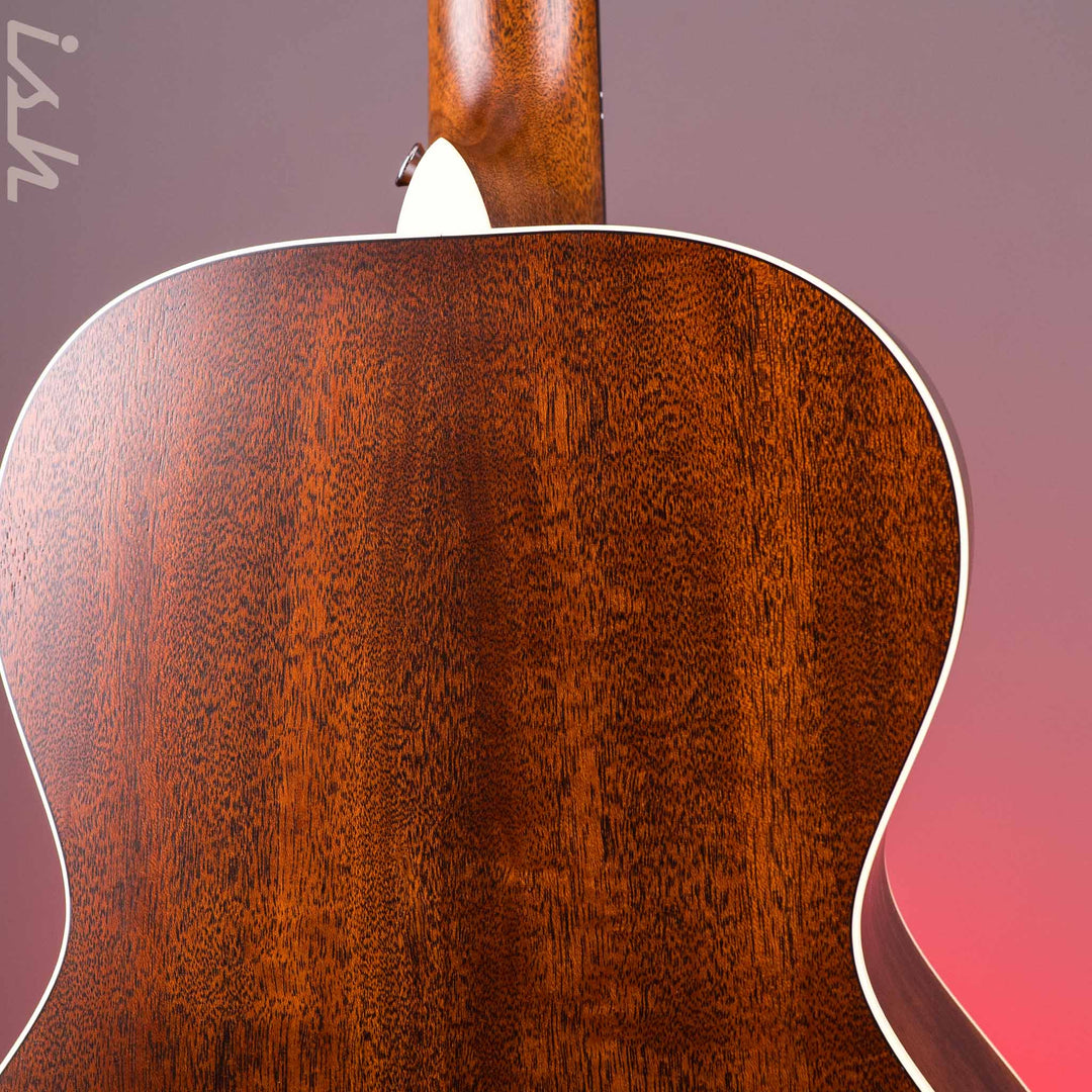 Martin 00L-16E Blue Denim *New Model*