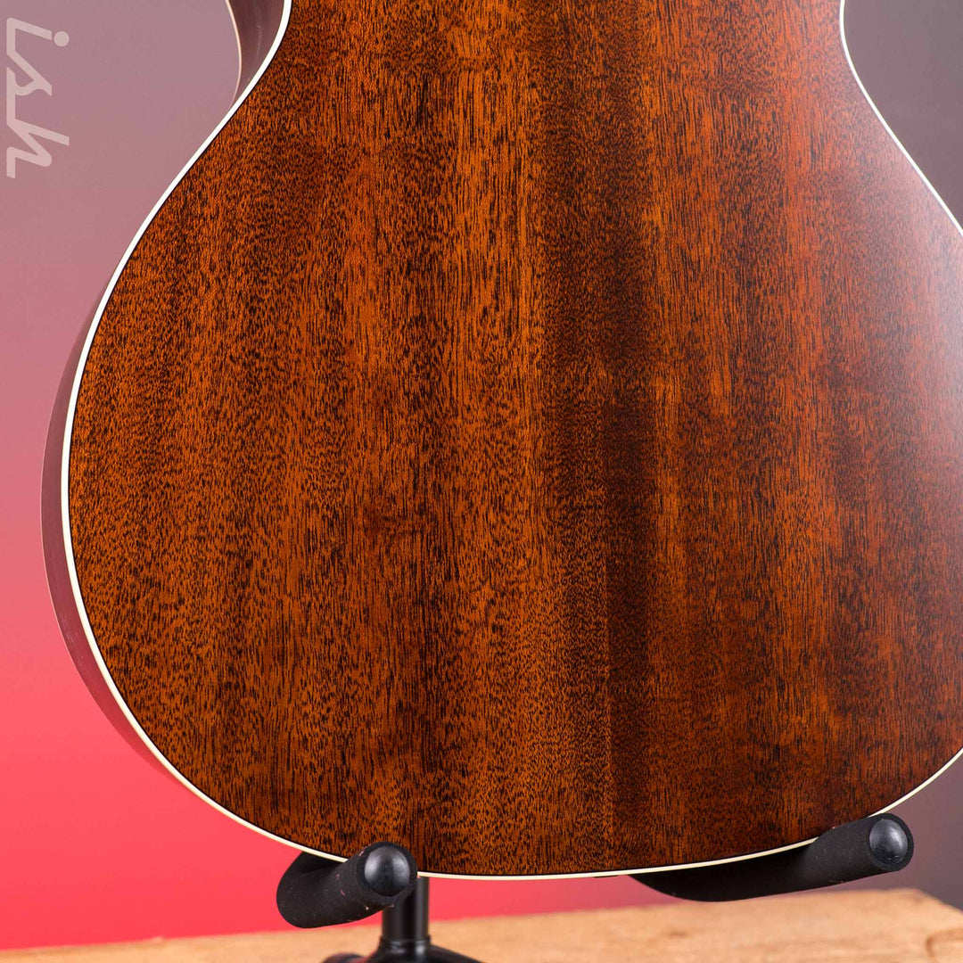 Martin 00L-16E Blue Denim *New Model*