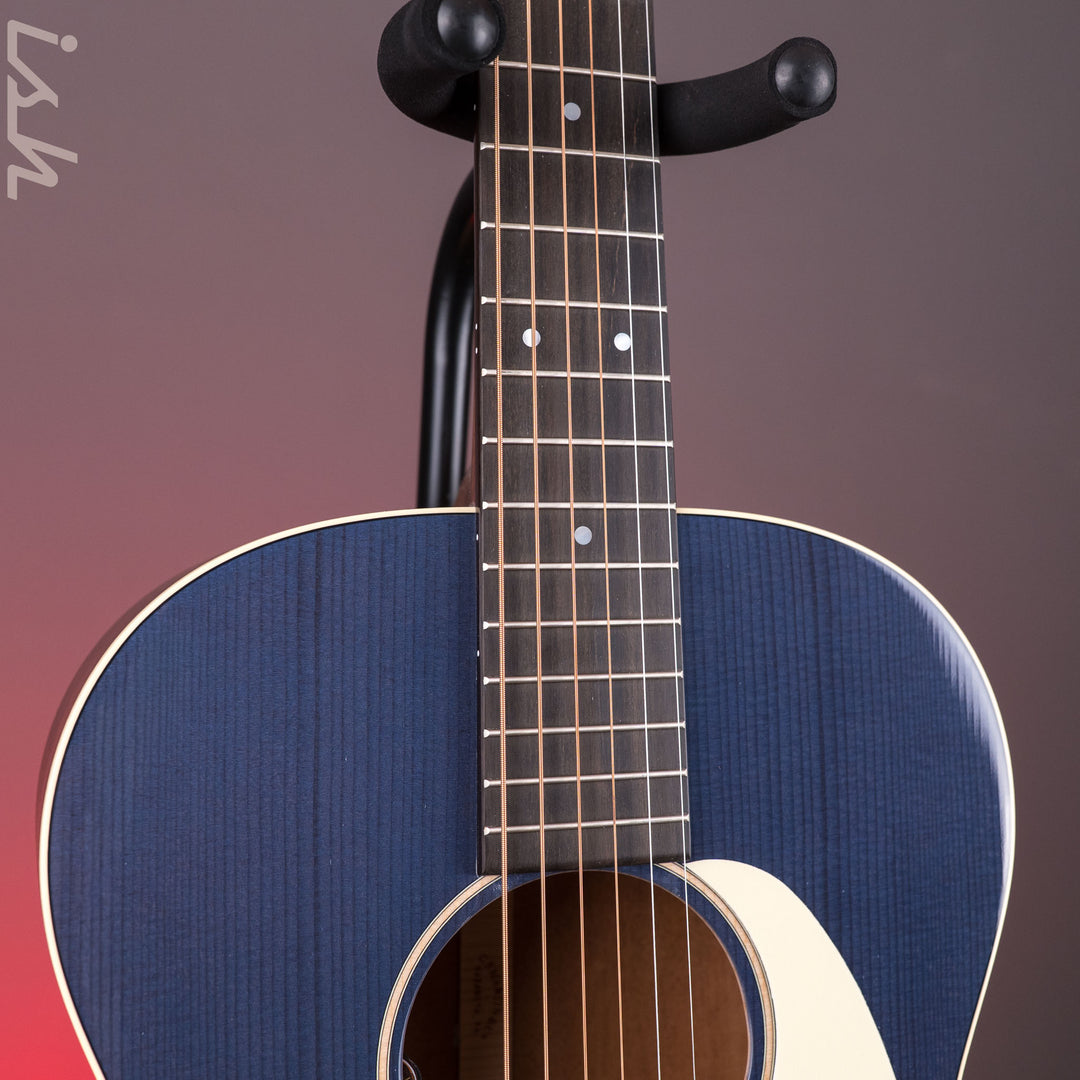 Martin 00L-16E Blue Denim *New Model*