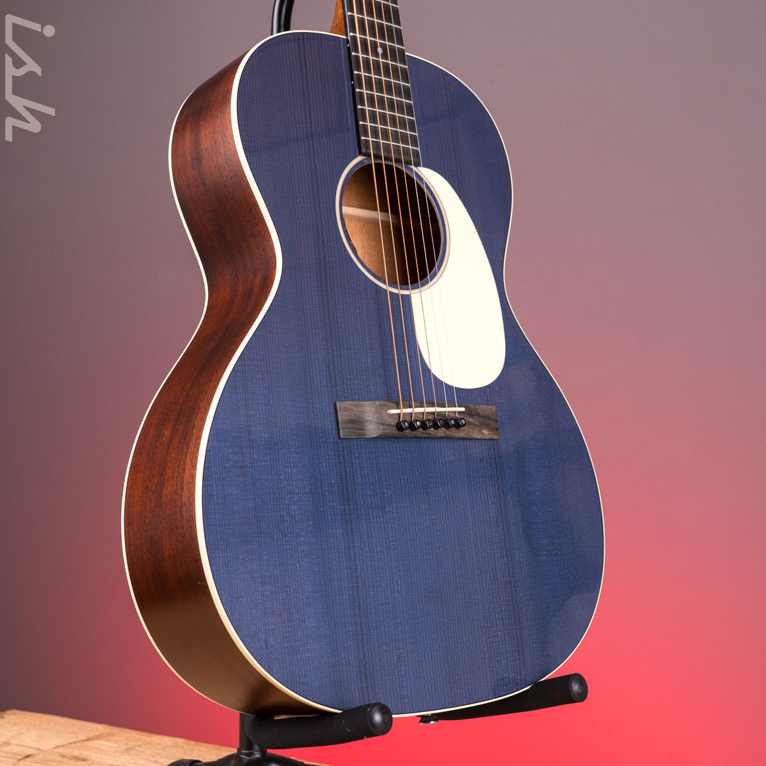 Martin 00L-16E Blue Denim *New Model*