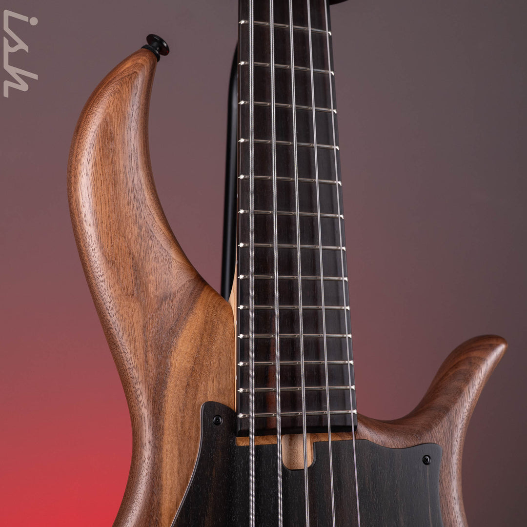 F Bass BN5 Walnut