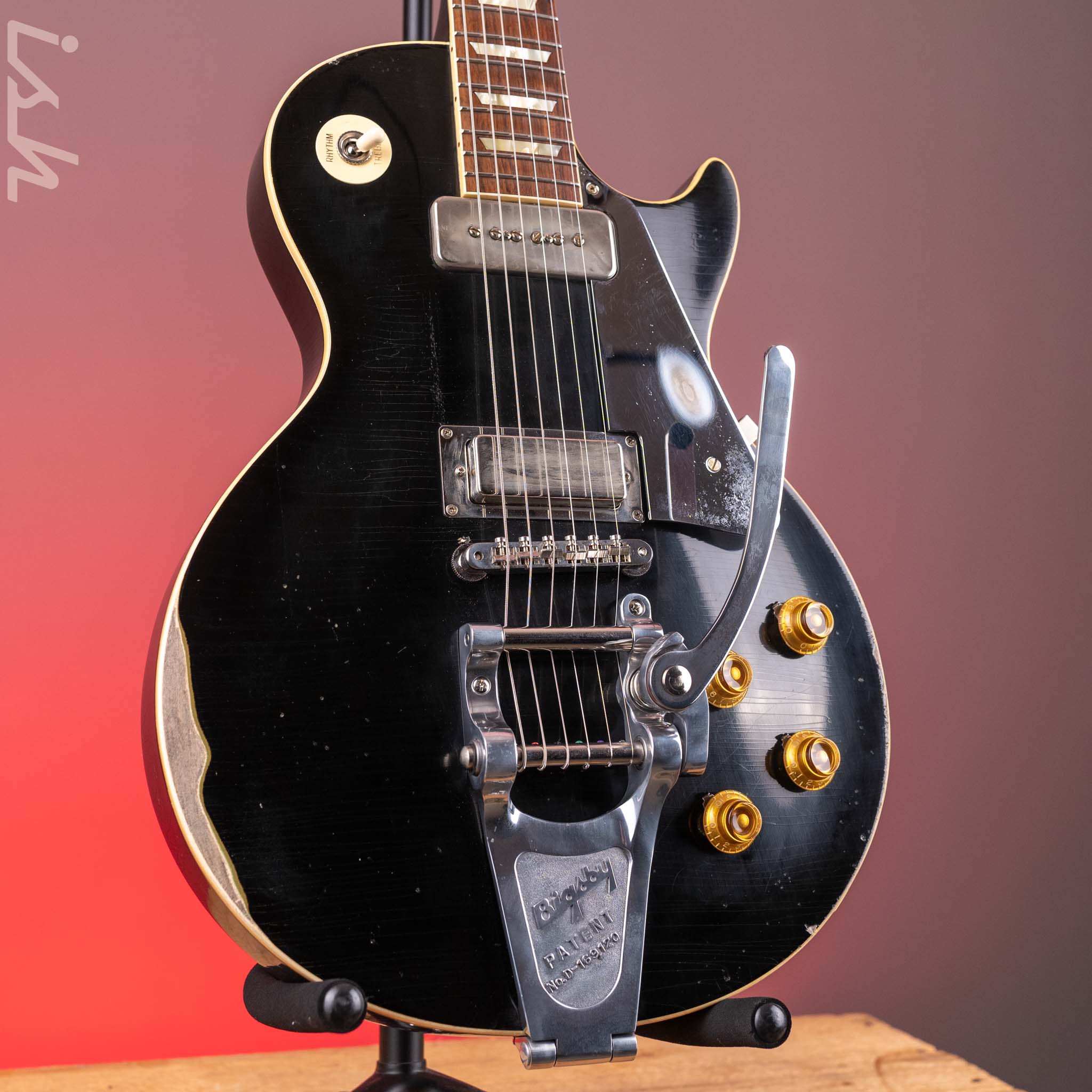 ギター Gibson CS Murphy Lab R7 Les Paul Bigsby Gibson Murphy Lab 1957 Les Paul Custom 3PU w/Bigsby Ultra Light