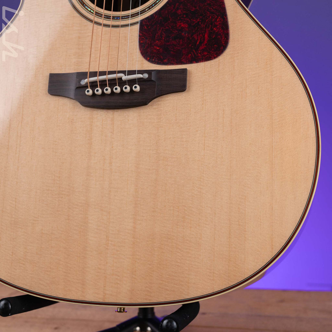 Takamine P5JC Jumbo Acoustic-Electric Guitar Demo