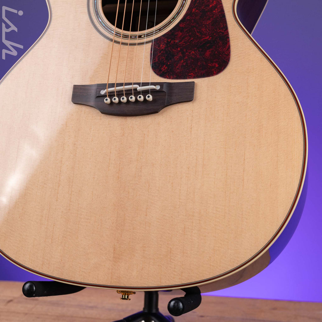Takamine P5JC Jumbo Acoustic-Electric Guitar Demo