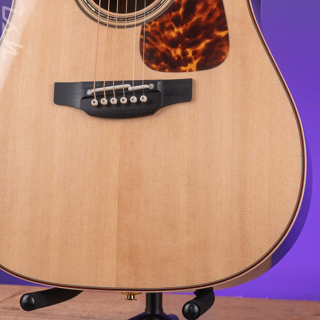 Takamine P7D Dreadnought Acoustic-Electric Guitar