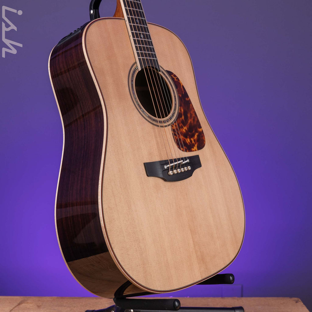 Takamine P7D Dreadnought Acoustic-Electric Guitar