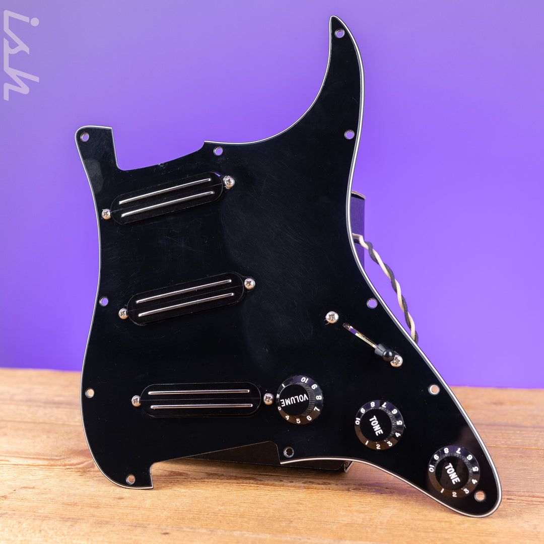 American Strat &