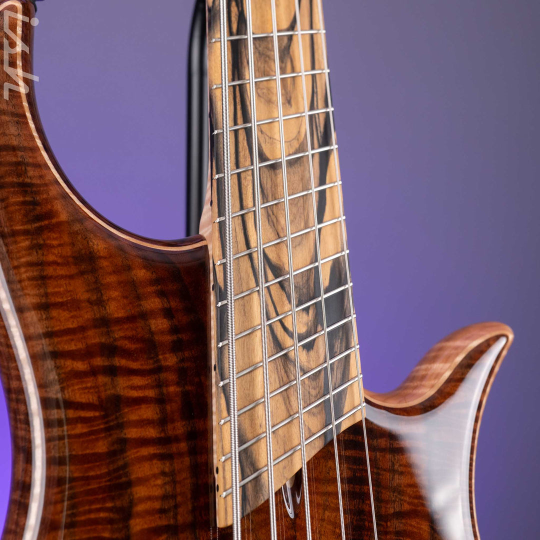 Dingwall Prima Artist Custom Shop 5-String Bass