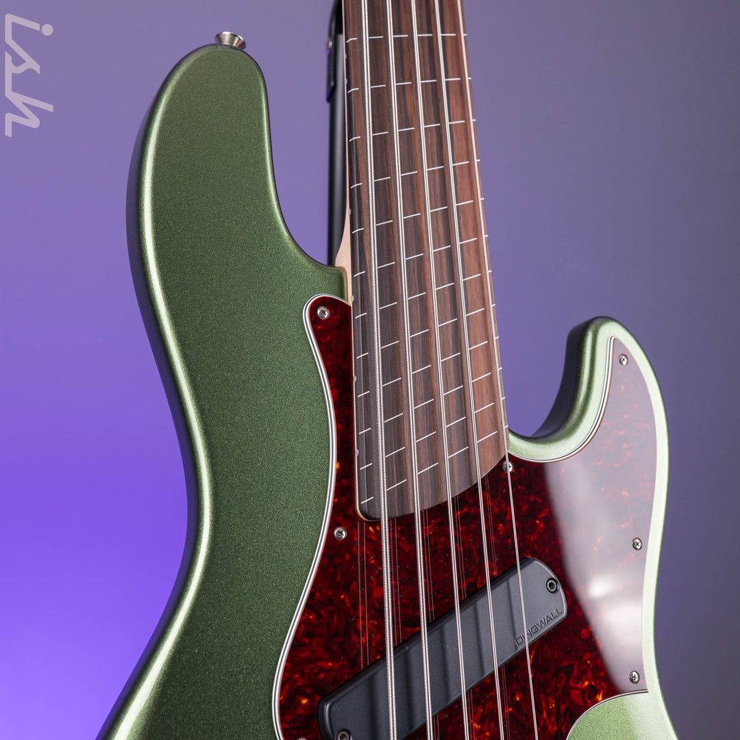 Dingwall Super J 5-string Fretless Metallic Green