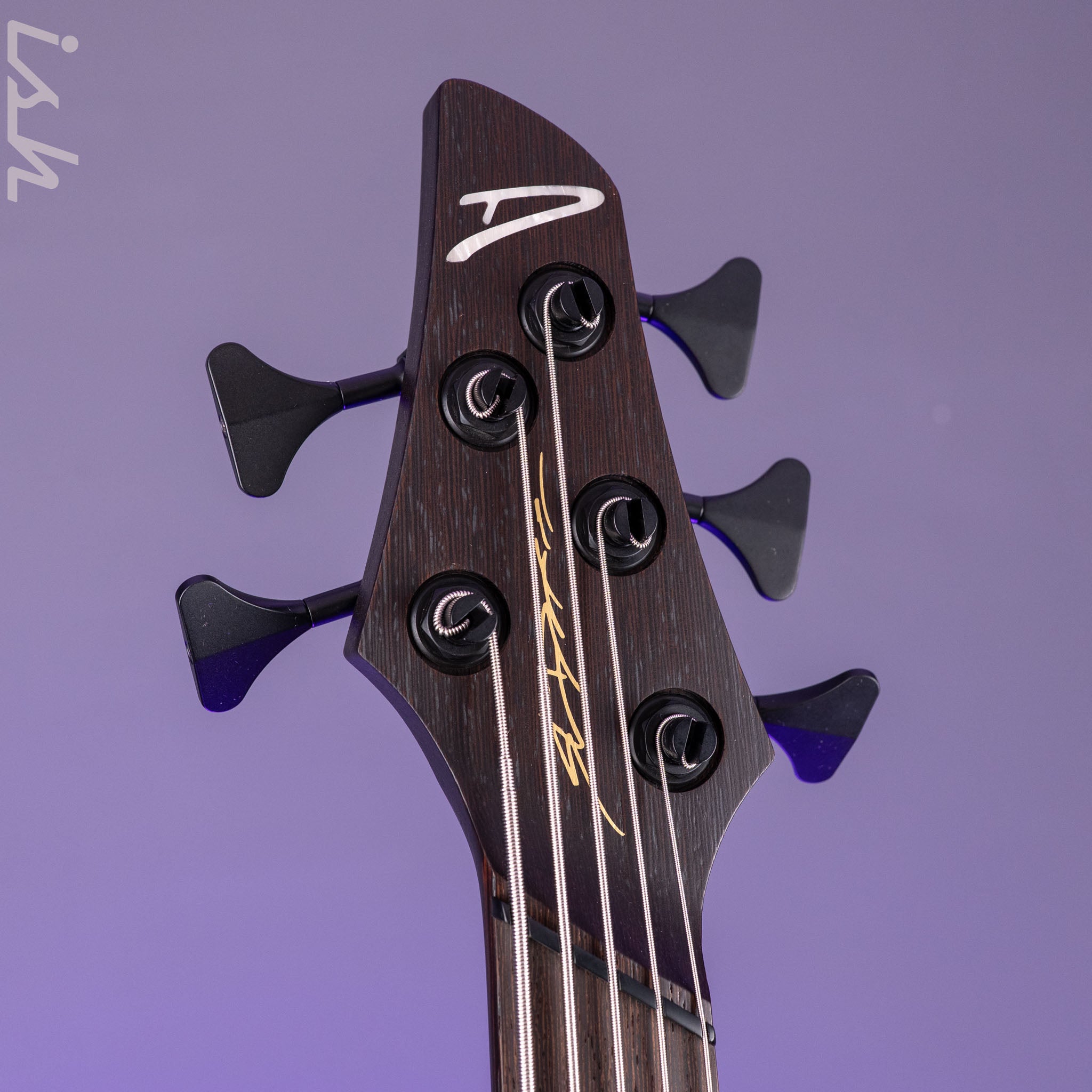 Dingwall Afterburner I 5-String Bass Ducati Pearl White – Ish Guitars