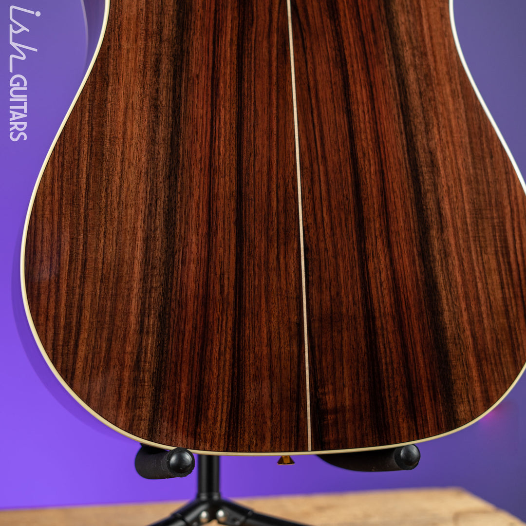 Alvarez Yairi Masterworks DYMR70SB Dreadnought Slope Shoulder Sunburst Demo