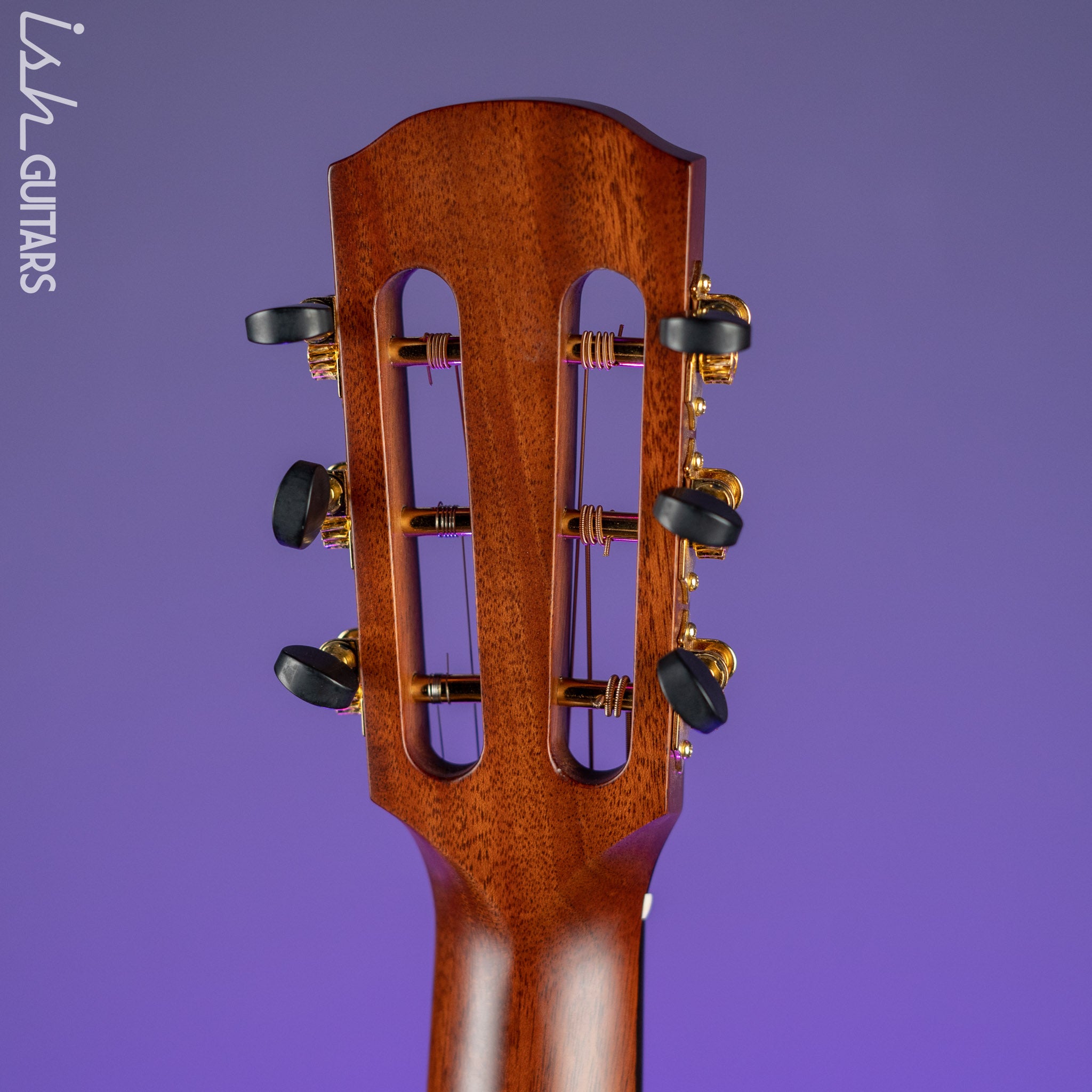 Alvarez Yairi Masterworks DYMR70SB Dreadnought Slope Shoulder