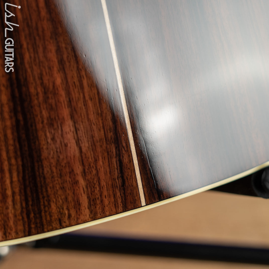 Alvarez Yairi Masterworks DYMR70SB Dreadnought Slope Shoulder Sunburst Demo
