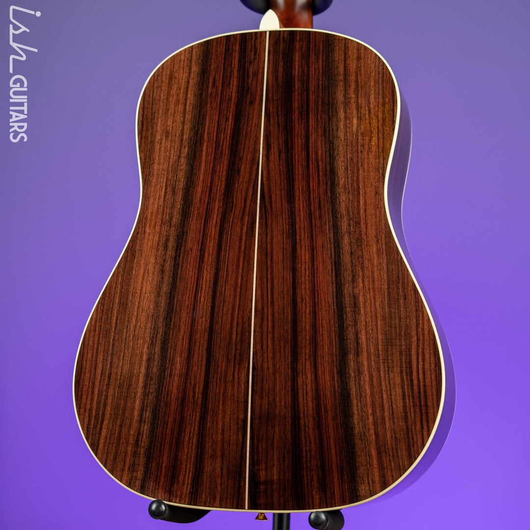Alvarez Yairi Masterworks DYMR70SB Dreadnought Slope Shoulder Sunburst Demo