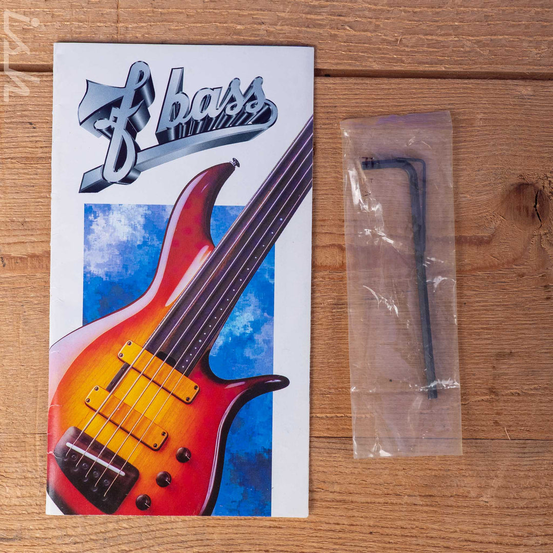 2004 F Bass BNF5 Fretless Transparent Red